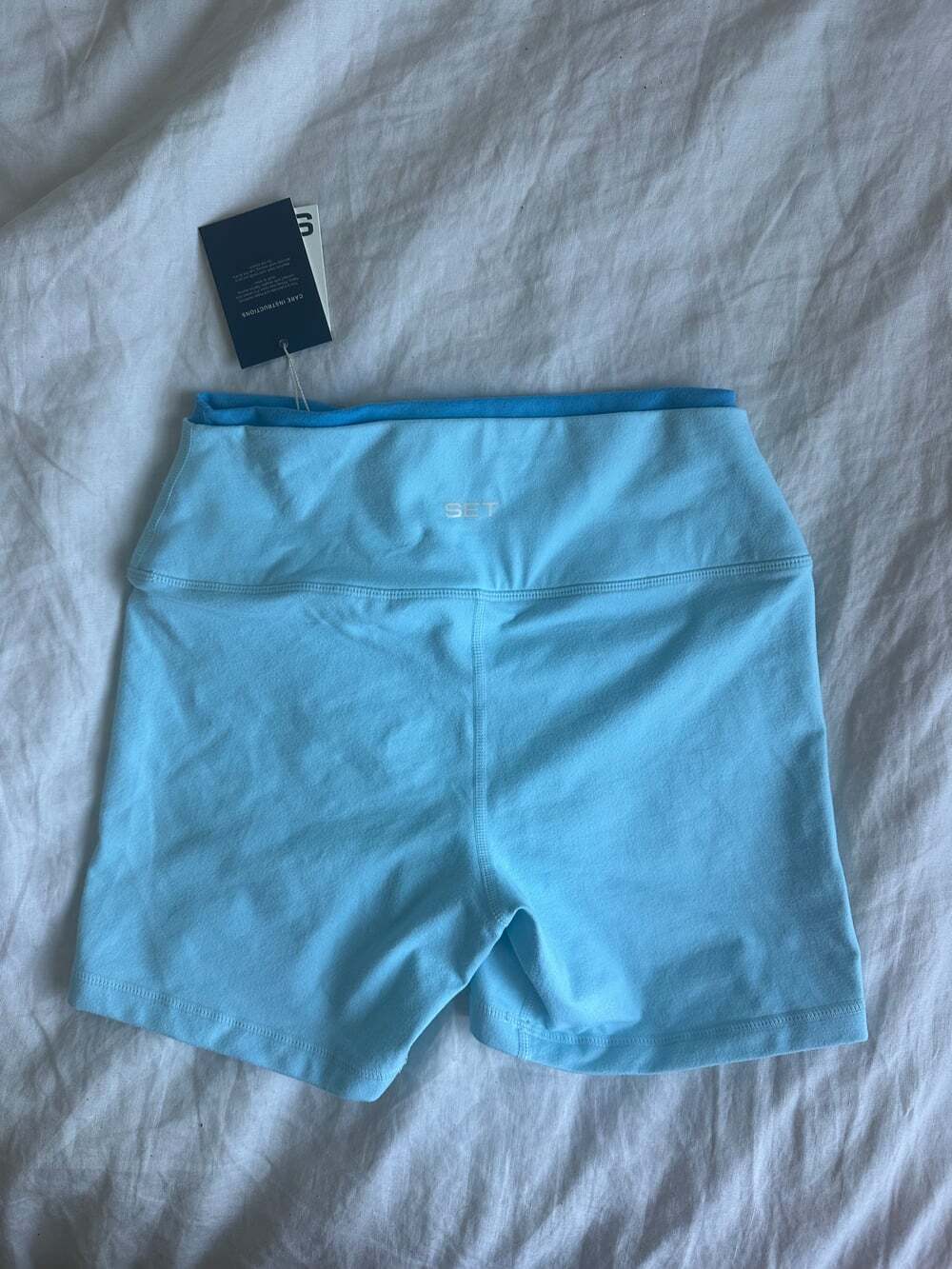 SET Active Formcloud Biker Shorts – Size Small 🩵